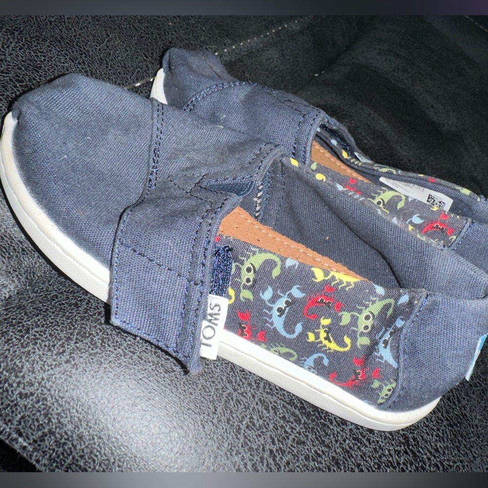 TOMS little boys slip ons